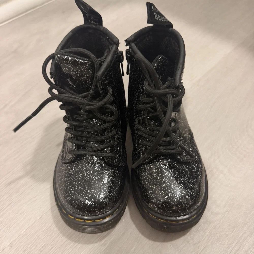 Dr. Martens dr martens